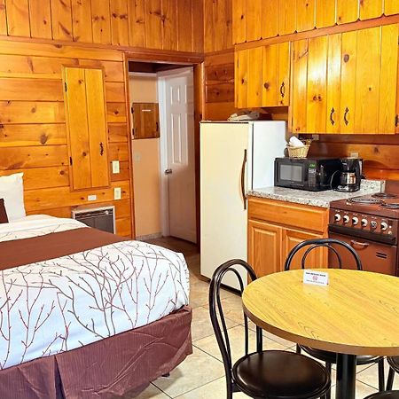 Apple Inn Motel Chelan Ngoại thất bức ảnh
