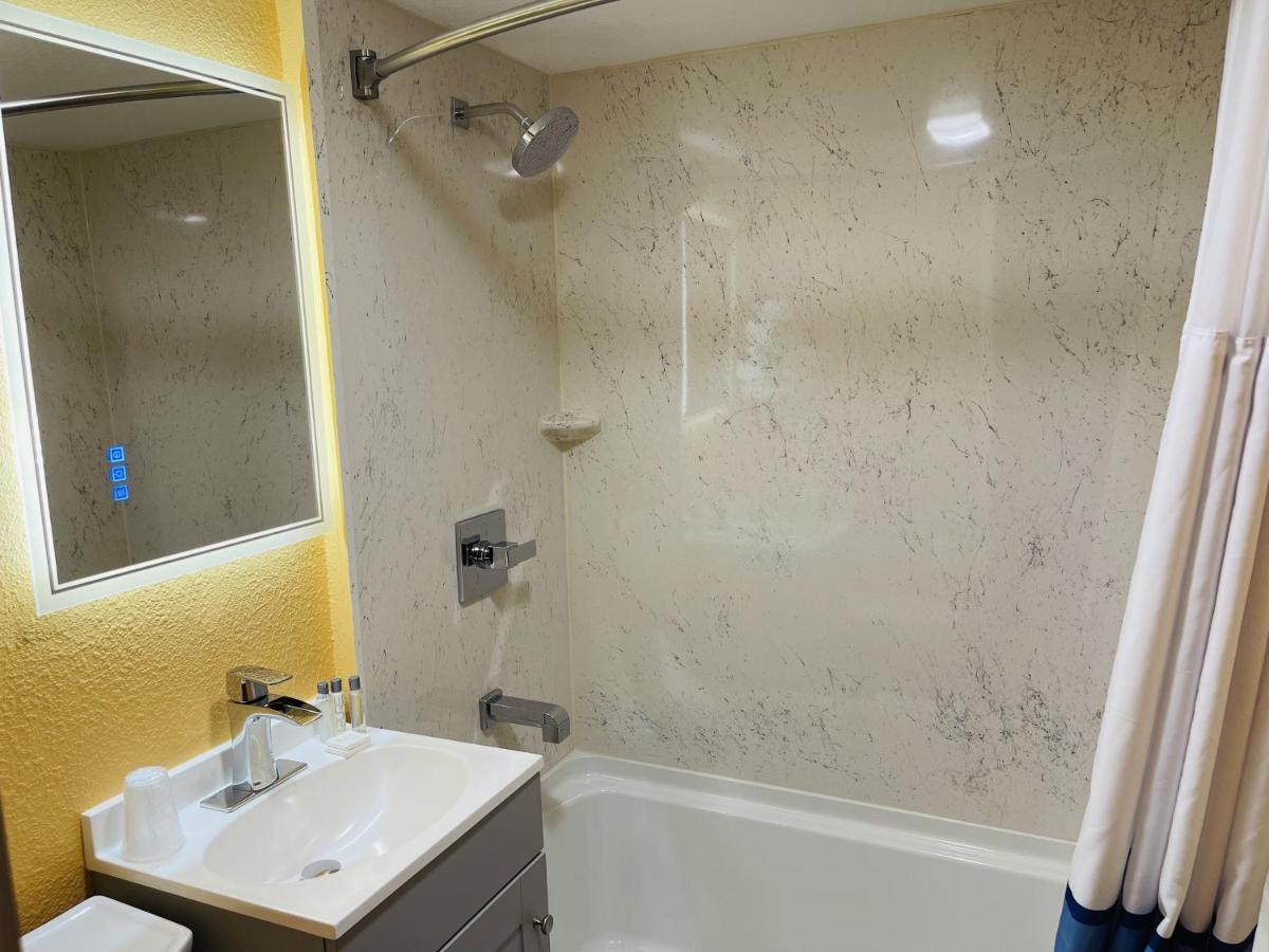 Apple Inn Motel Chelan Ngoại thất bức ảnh