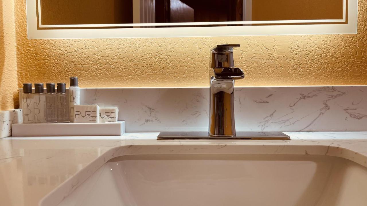 Apple Inn Motel Chelan Ngoại thất bức ảnh